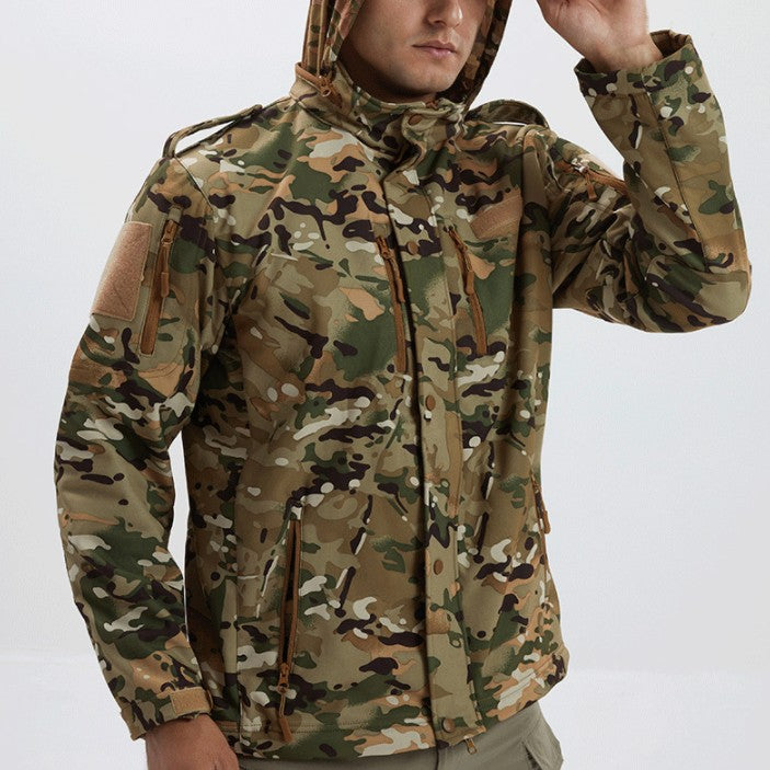 Experience the Outdoors in Style with Our Men's Fleece Jacket